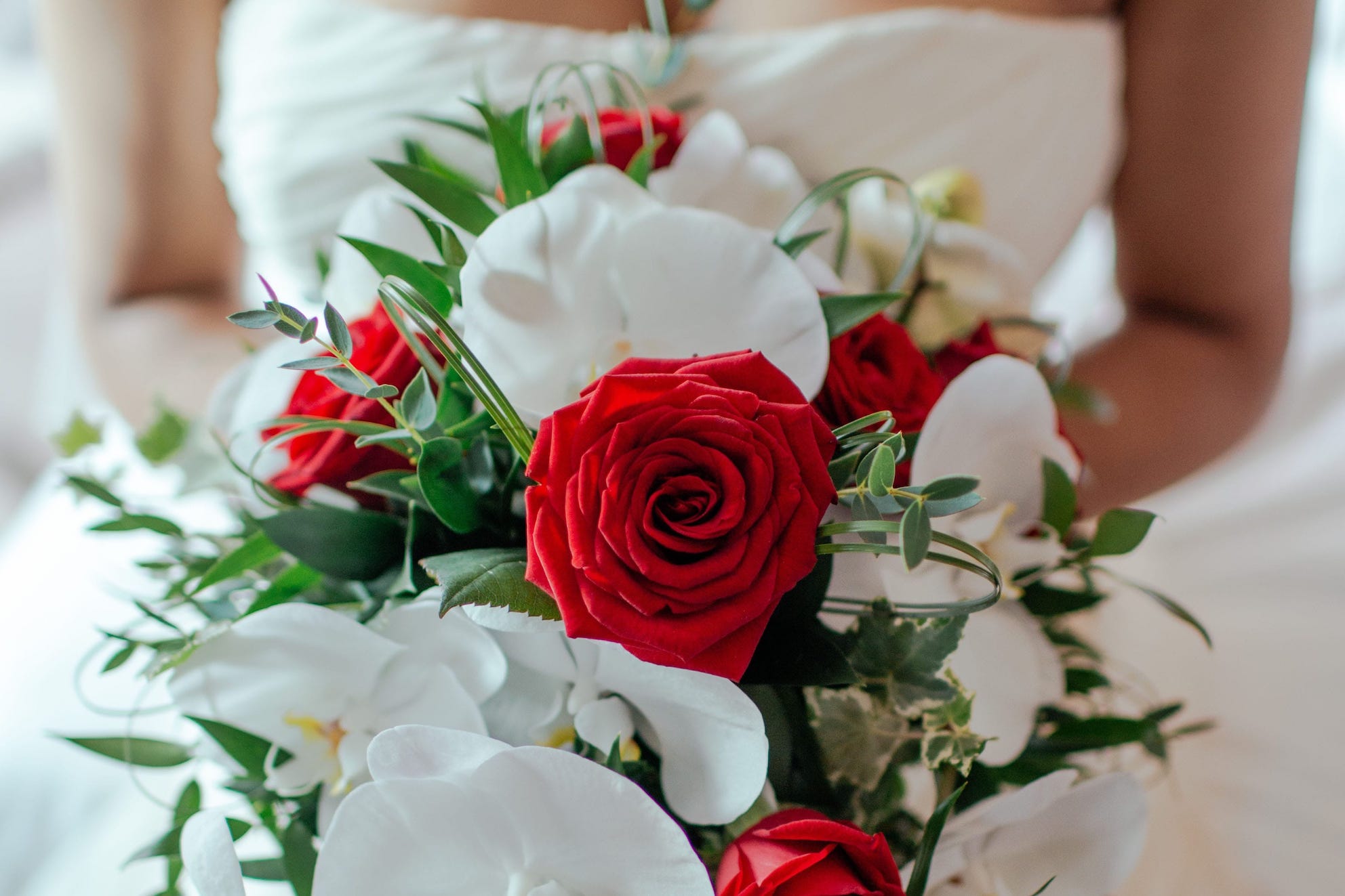 Bruidsboeket klassiek wit